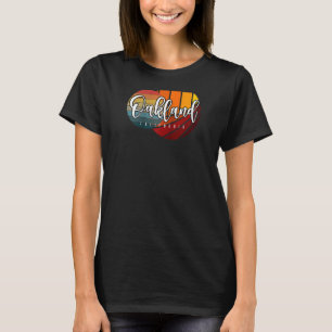 Oakland California - Retro Vintage Raglan T-Shirt