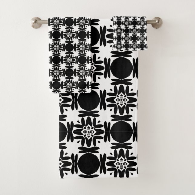 Obsidian Medallion Bath Towel Set (Insitu)
