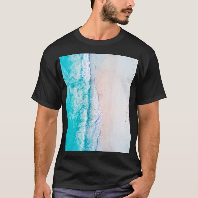 Ocean beach, beautiful landscape, travel theme. T-Shirt (Front)