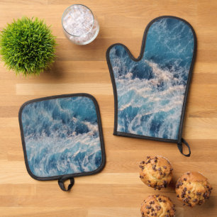 Ocean Blue Waves Oven Mitt & Pot Holder Set