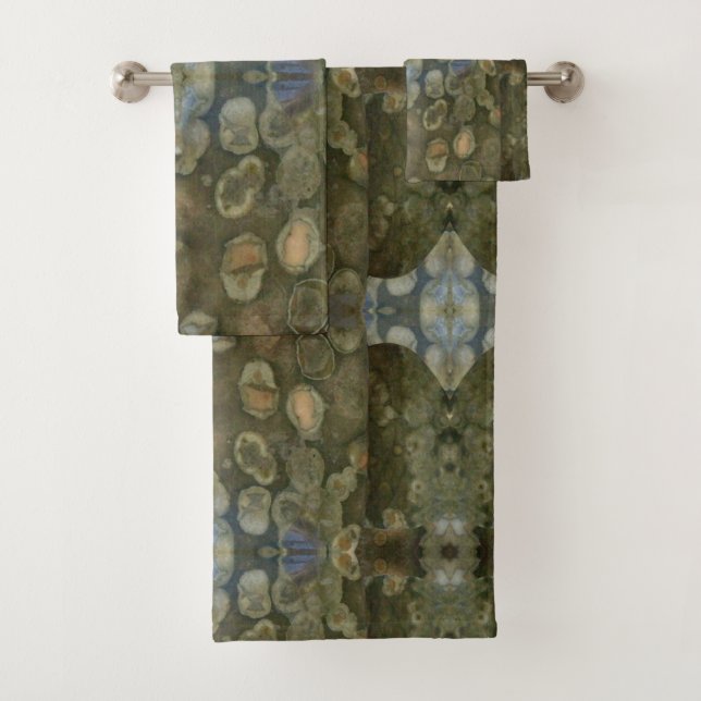 Ocean Sea Marine Sediment Gemstone Boxed Pattern Bath Towel Set (Insitu)