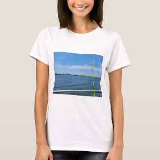 Ocean sea sailing fishing t-shirt