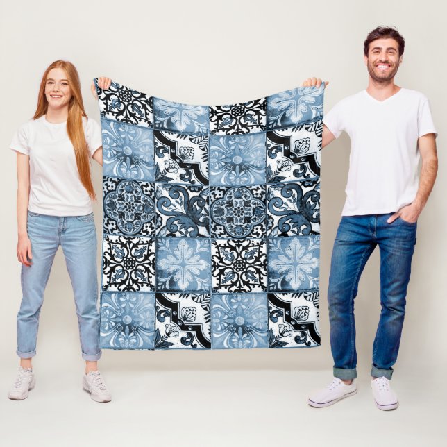 Ocean Tile Fleece Blanket (In Situ)