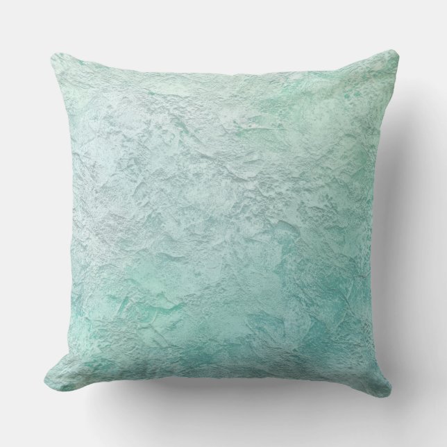 Ocean wave breeze Throw Pillow (Front)