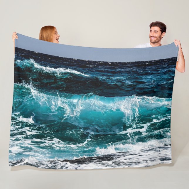 OCEAN WAVES FLEECE BLANKET (In Situ)