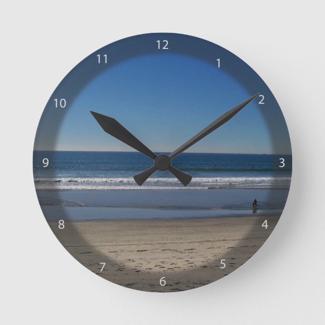 Oceanside Beach Round Clock (Front)