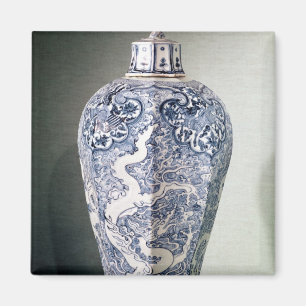 Octagonal 'Mei- P'ing' vase with white Magnet