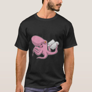 Octopus as Nerd witth Book T-Shirt