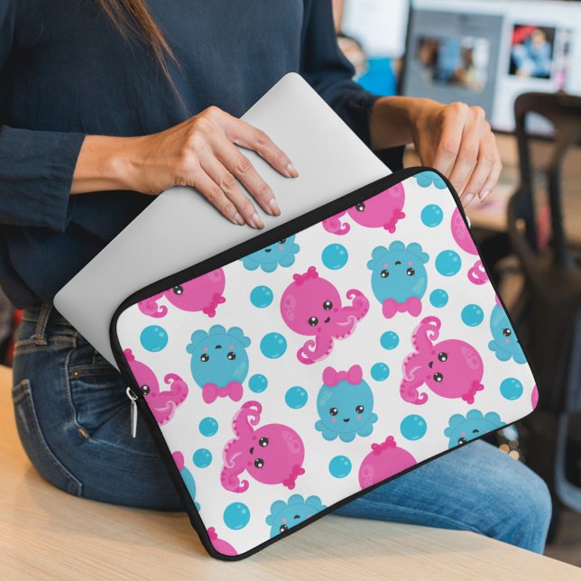 Octopus Pattern, Cute Octopus, Sea Animals Laptop Sleeve (Creator Uploaded)