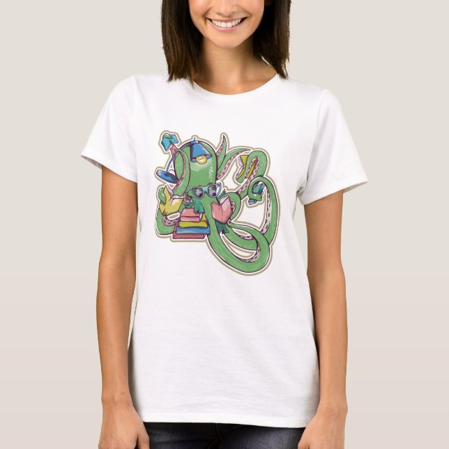 Octopus Reading books T-Shirt (Front)