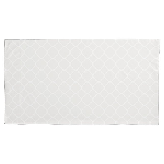 Off White Quatrefoil Pattern Pillowcase (Front)