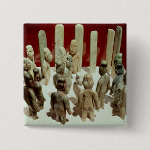 Offering of sixteen male figures, from La 15 Cm Square Badge