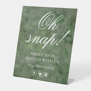 Oh Snap Social Media Chic Modern Wedding Event Pedestal Sign