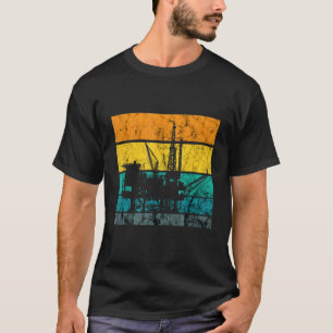 Oil Rig Oildrilling Retro Vintage Oilfield Worker T-Shirt