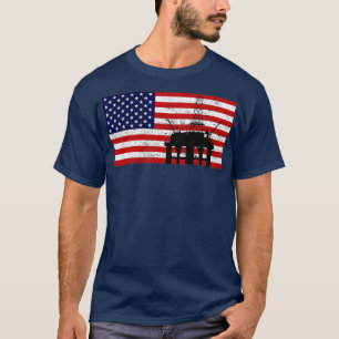 Oil Rig Pump Energy Industrial Machine USA Flag T-Shirt