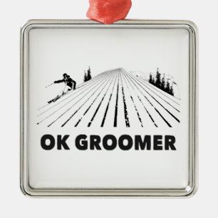 Ok Groomer Skiing Metal Tree Decoration