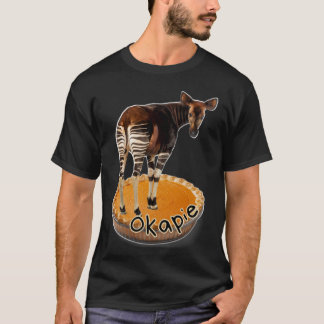 Okapi on a Pie Okapie Zebra Pun  Weird Forest Gira T-Shirt