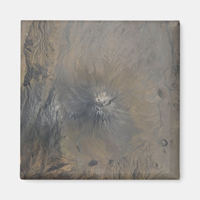 Ol Doinyo Langai in Tanzania Magnet (Front)