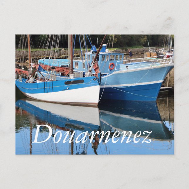 Old boats in Douarnenez harbour Postcard (Front)
