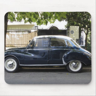 Old but very well kept Audi car. Mouse Mat