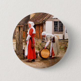 OLD ENGLAND 6 CM ROUND BADGE