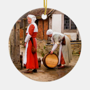 OLD ENGLAND CERAMIC TREE DECORATION