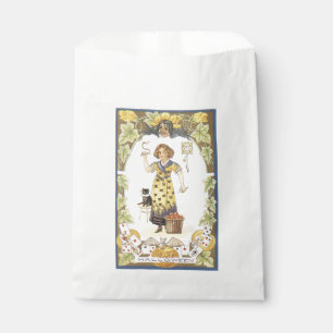 Old-fashioned Halloween, Girl with Black cat Favour Bags