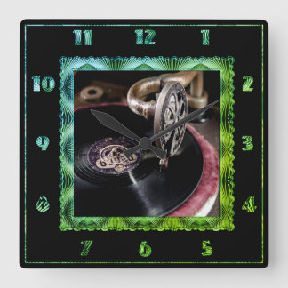 Old Fashioned Turntables Clock