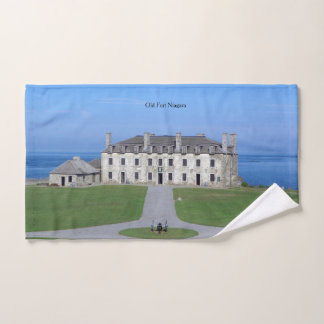 Old Fort Niagara towel set