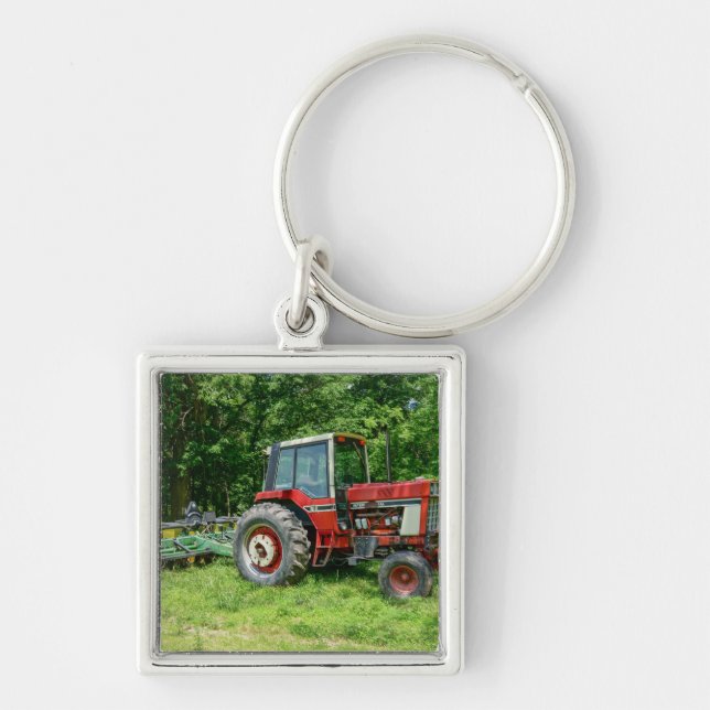 Old International Tractor Key Ring (Front)