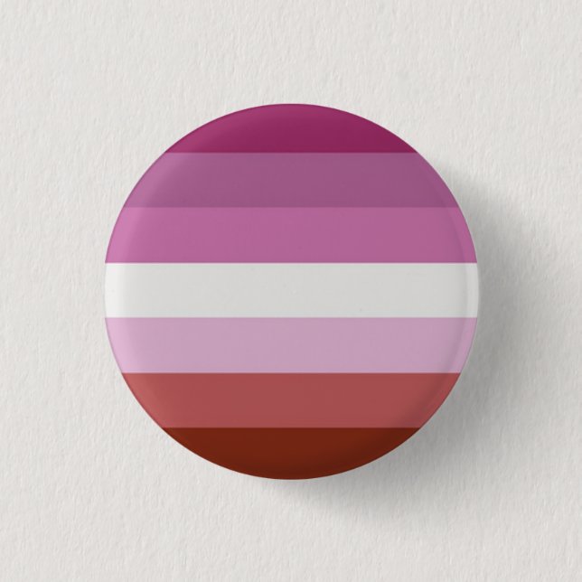 Old Lesbian Pride Flag Pin/Button 3 Cm Round Badge (Front)
