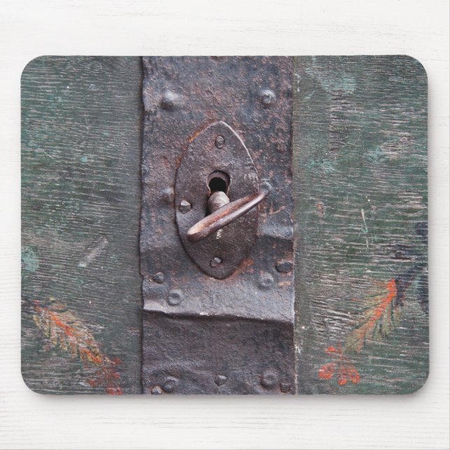 Old lock with key mouse mat (Front)
