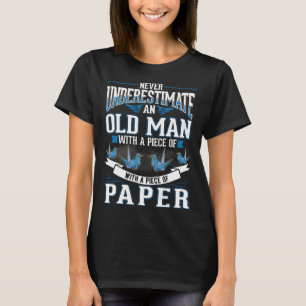Old Origami Master Grandpa Paper Crane Origami T-Shirt