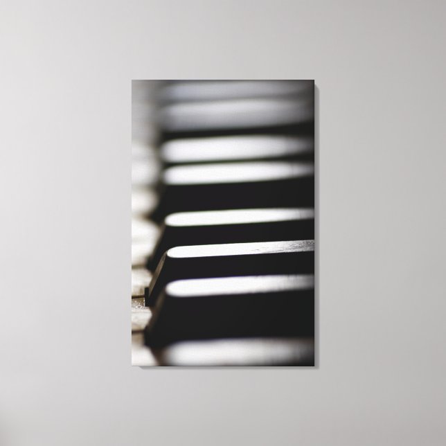 Old piano keys canvas print (Front)