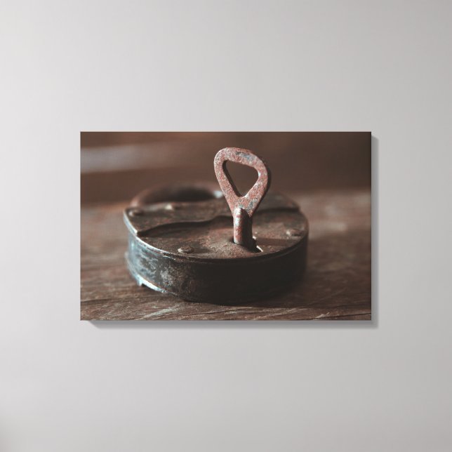 Old rusty doorlock canvas print (Front)