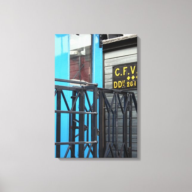 Old Steam Train Le Mastrou Blue Waggon Canvas (Front)