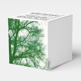 Old Tree Modern Design Family Reunion Favour Box