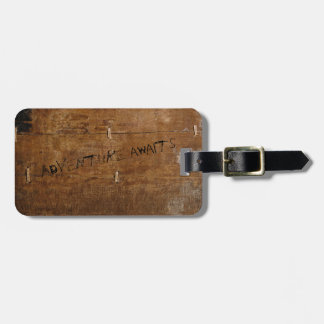 Old Wood with (customisable) Scratched Text Luggage Tag