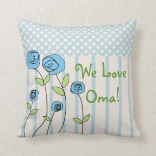 Oma Pillow "We Love Oma!"