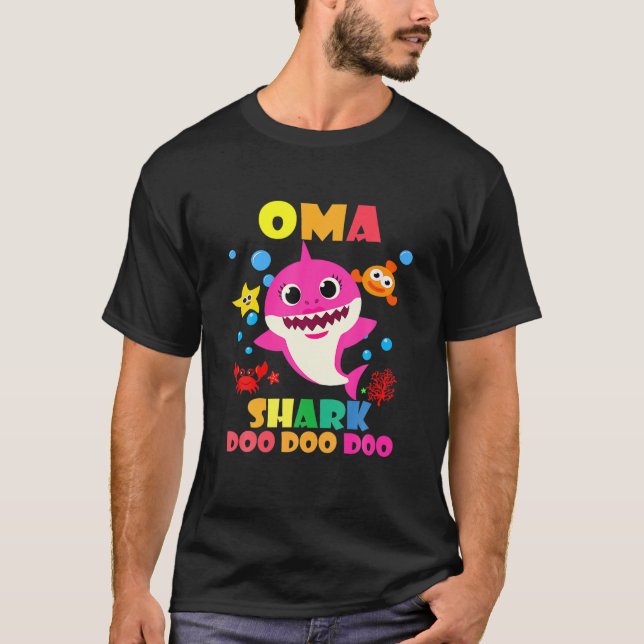 Oma Shark Doo Doo Funny Baby Mummy Daddy Kids T-Shirt (Front)