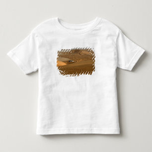 Oman, Rub Al Khali desert, driving on the dunes Toddler T-Shirt