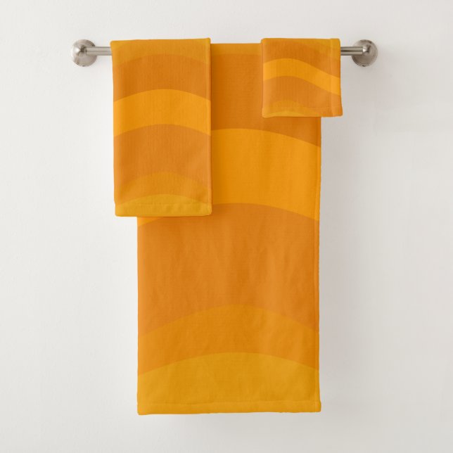 Ombre Yellow Gradient Wavy Lines Geometric Artwork Bath Towel Set (Insitu)