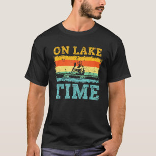 On Lake Time Retro Kayaking Canoeing Vintage Kayak T-Shirt