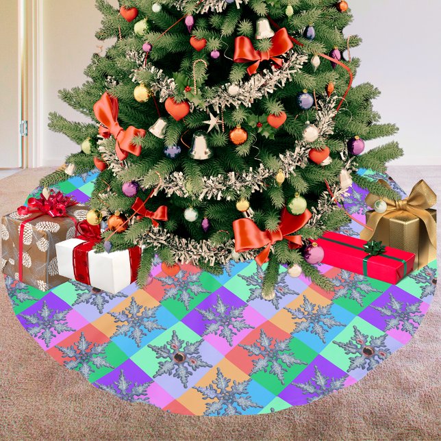 One Bad Snowflake Pop Art Tree Skirt (One Bad Snowflake Pop Art Tree Skirt)