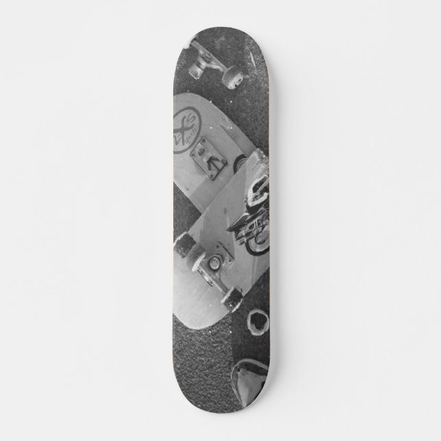 One Love Skateboard (Front)