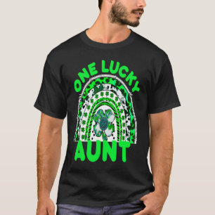 One Lucky Aunt Good Luck Green Rainbow Shamrock Le T-Shirt