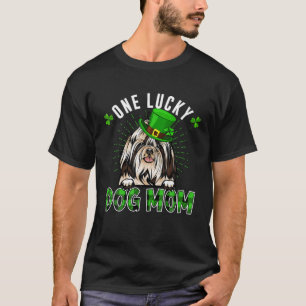One Lucky Dog Mama Shih Tzu Mum St Patricks Day T-Shirt
