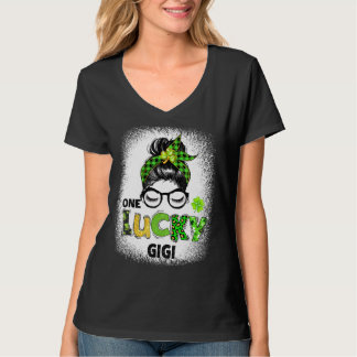 One Lucky Gigi Messy Bun Leopard St Patrick's Day T-Shirt