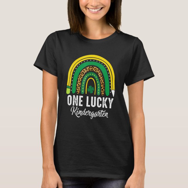One Lucky Kindergarten Rainbow St Patricks Day Tea T-Shirt (Front)