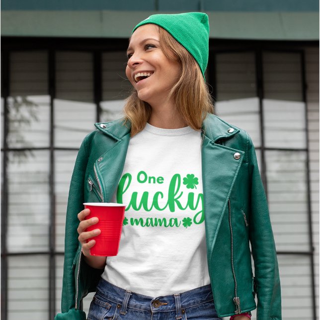One Lucky Mama Funny St Patrick Day T-Shirt (Creator Uploaded)